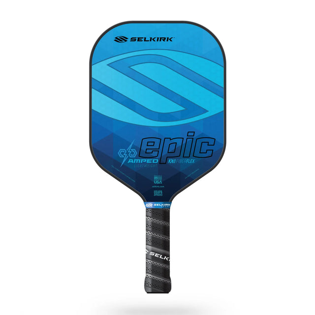 Selkirk AMPED Epic X5 FiberFlex Paddel mit einer Glasfaseroberfläche und einem Polymerwabenkern. Abgebildet in der Farbe Sapphire Blue 2021.