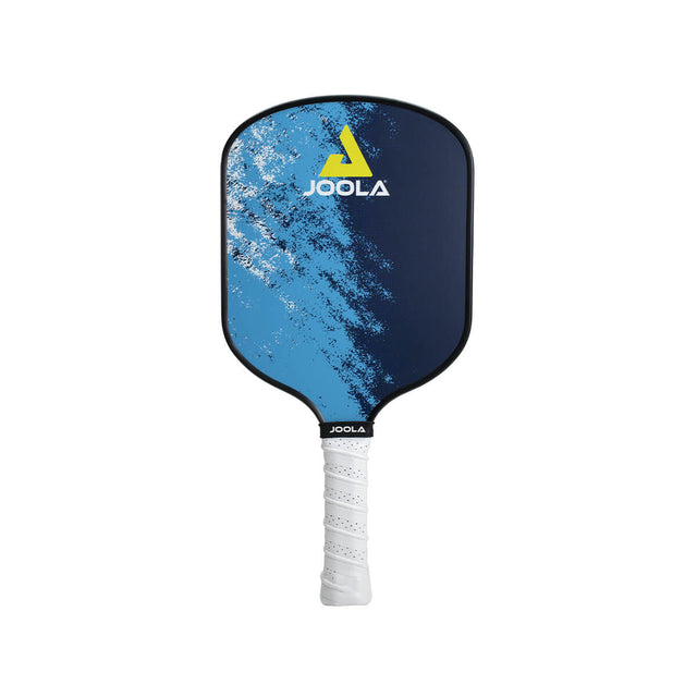 Das Solaire FAS 13 Composite Paddle zeigt das gelbe JOOLA-Logo auf einer blauen Paddelfläche und einem weissen, perforierten Griff.